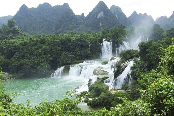Вьетнам/Китай, водопад Детьян